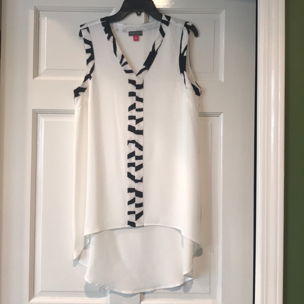 Vince Camuto Sleeveless V-Neck, NWOT